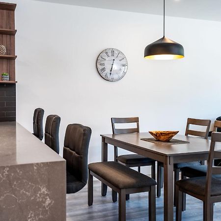 Appartamento Alpine Haven By Revelstoke Vacations Esterno foto