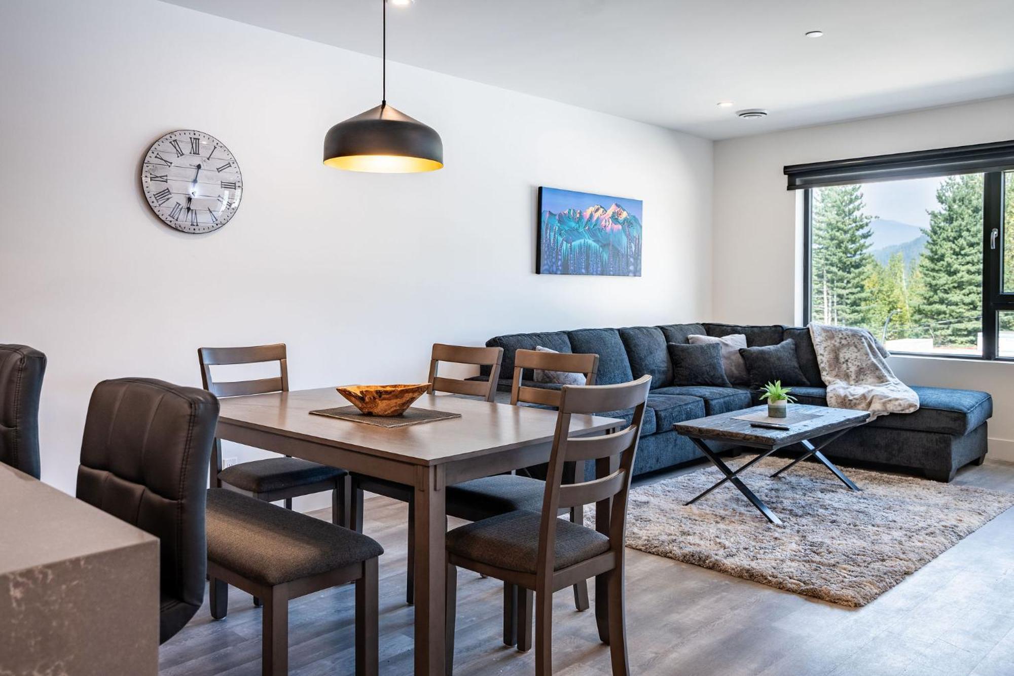 Appartamento Alpine Haven By Revelstoke Vacations Esterno foto